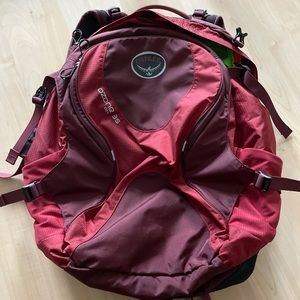 Woman’s Travel Backpack - Osprey Ozone, 35l